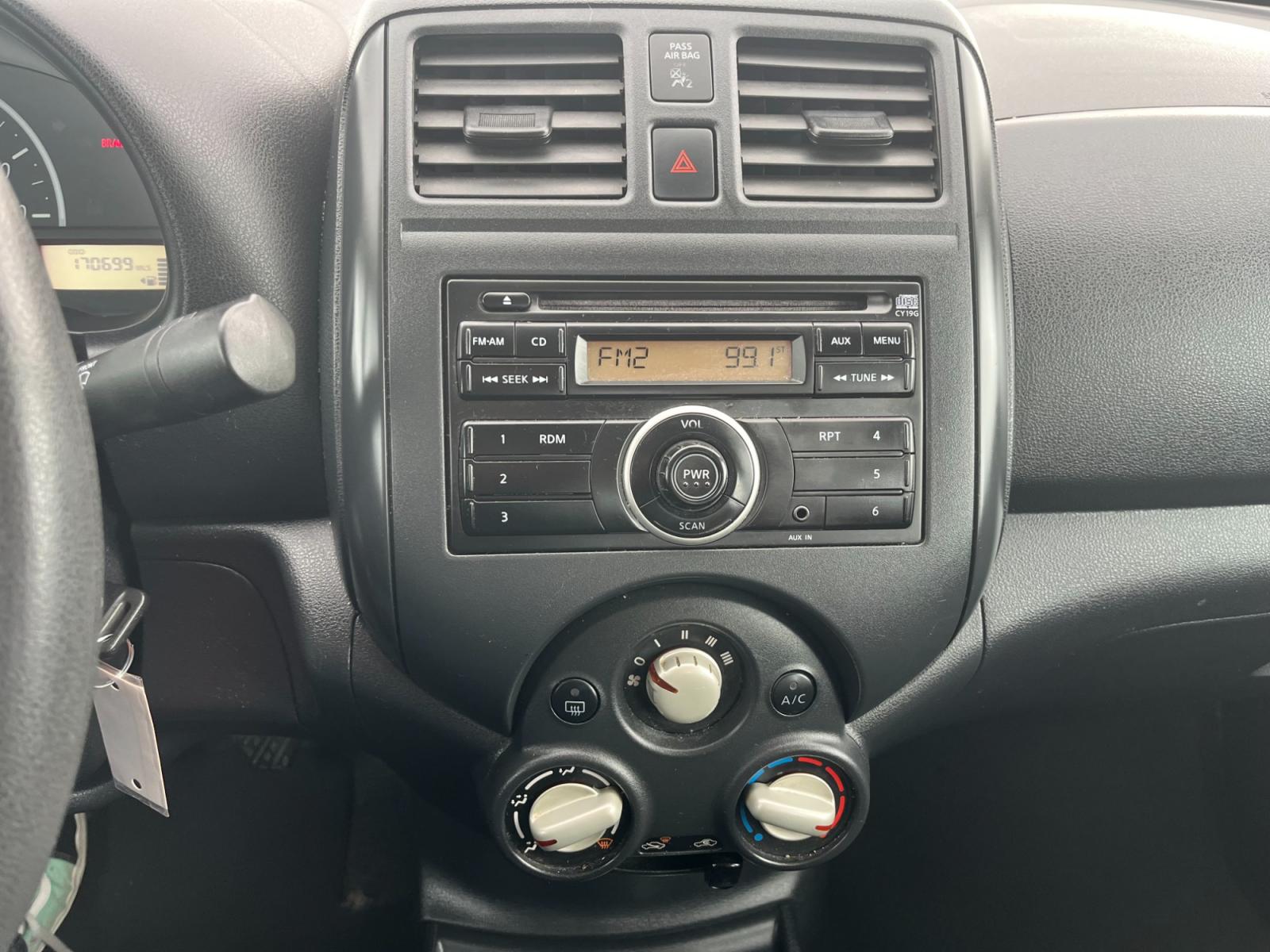 2014 SILVER /black Nissan Versa 1.6 S 5M (3N1CN7AP3EL) with an 1.6L L4 DOHC 16V engine, 5-Speed Manual transmission, located at 14700 Tomball Parkway 249, Houston, TX, 77086, (281) 444-2200, 29.928619, -95.504074 - Photo #13